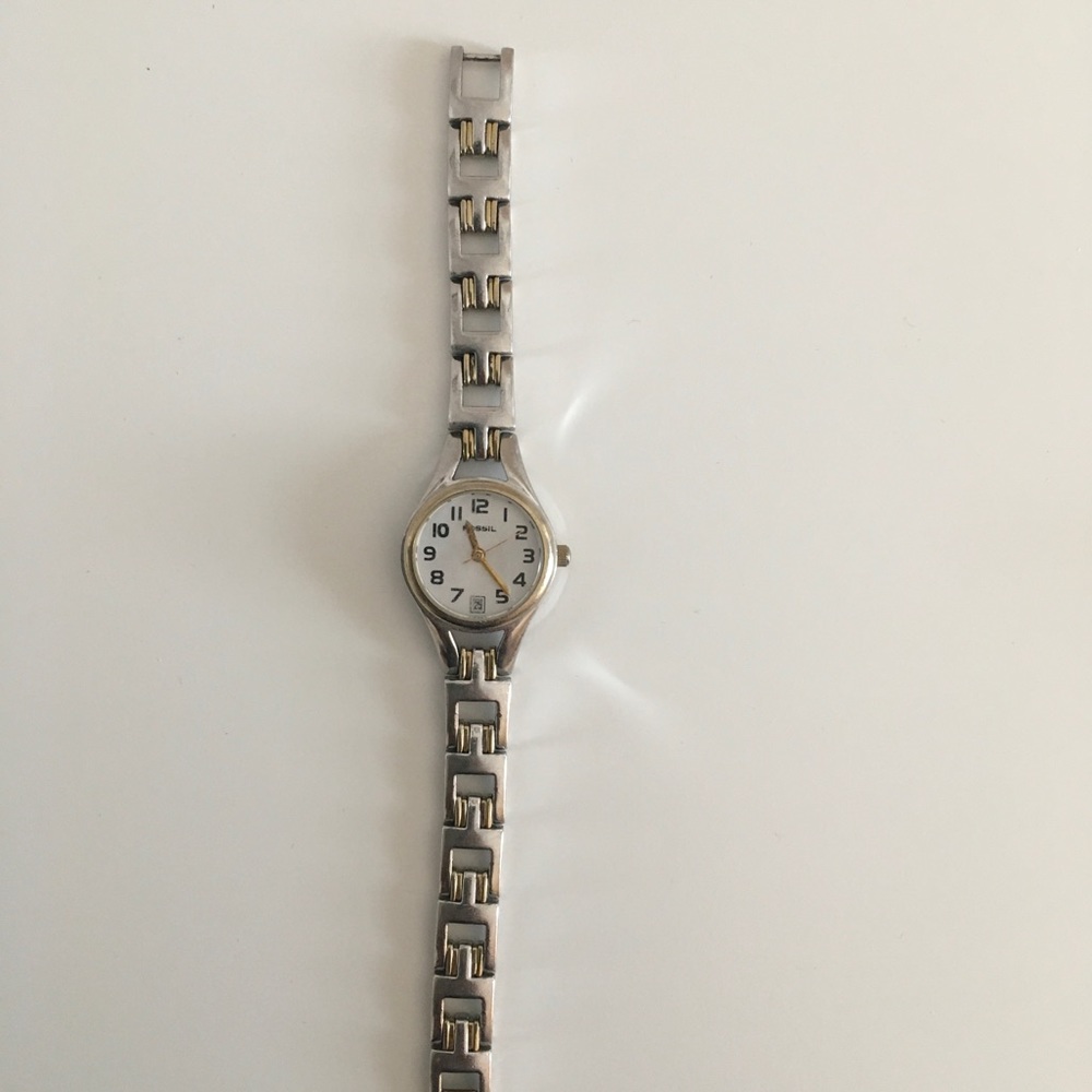 Ladies Silver Fossil Watch